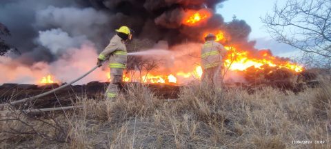 Accidente ferroviario en San Gil Asientos Colisión tren y camión en Carretera Federal 22 Respuesta de emergencia en accidente de tren