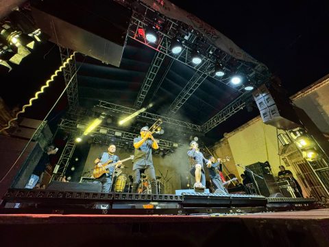 Concierto multigénero con lleno total en el Corredor Cultural Carranza.