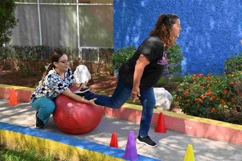 Vista exterior de la Unidad de Salud Integral e Investigación en Aguascalientes.